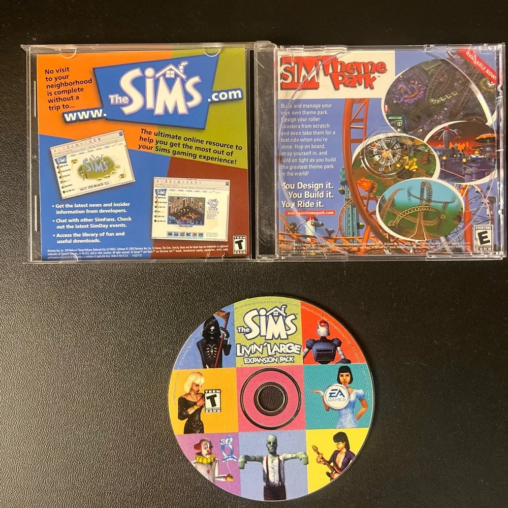 The Sims Living Large  Expansion Pack -CD-Rom  (EA games 2000) Maxis